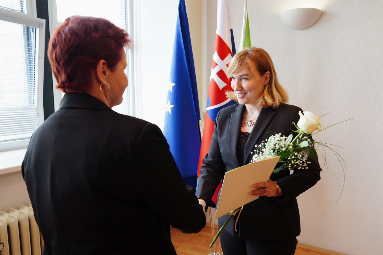 Rektorka SPU ocenila pri príležitosti Dňa učiteľov aj našu kolegyňu doc. Ing. Kláru Vavrišínovú, CSc.